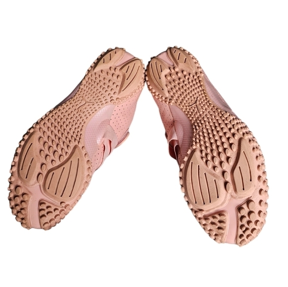 Puma  Mostro Perforated Pink Flat Sole Sneakers. Size 7,5 - Picture 4 of 7